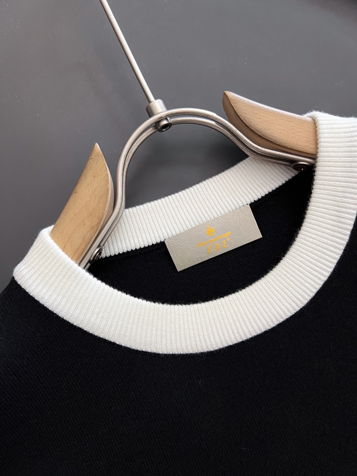 Men Sweater Top Quality ()