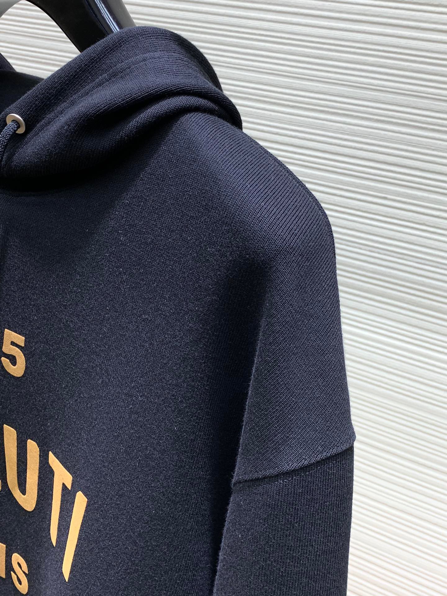 Men Sweater Top Quality ()