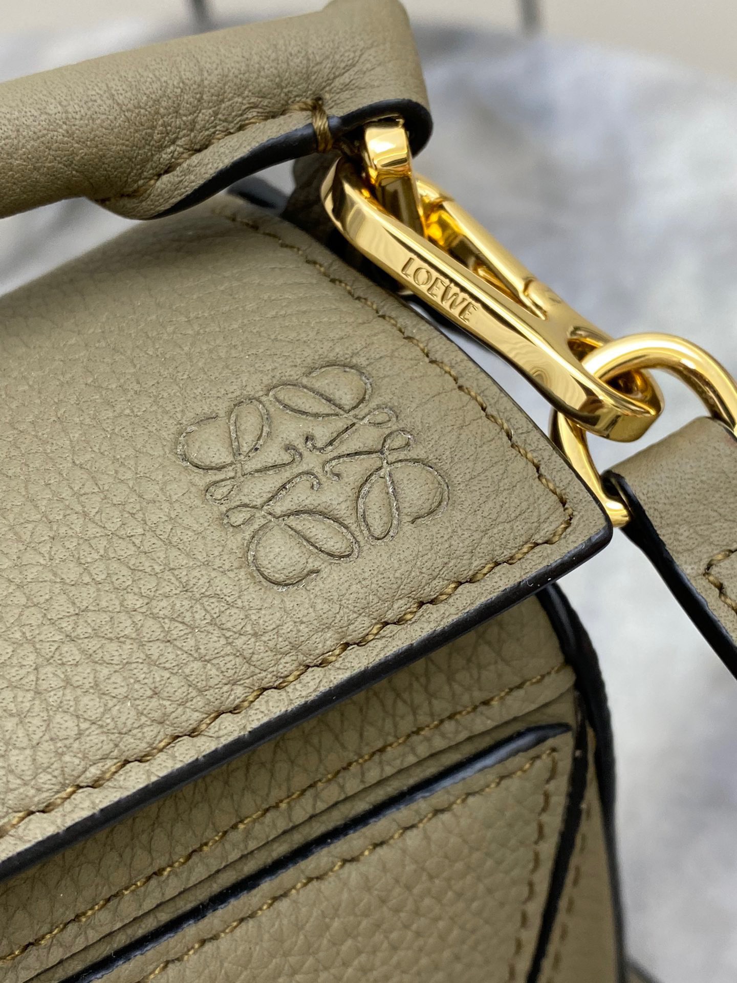 L*oewe Bag 9016 Top Quality