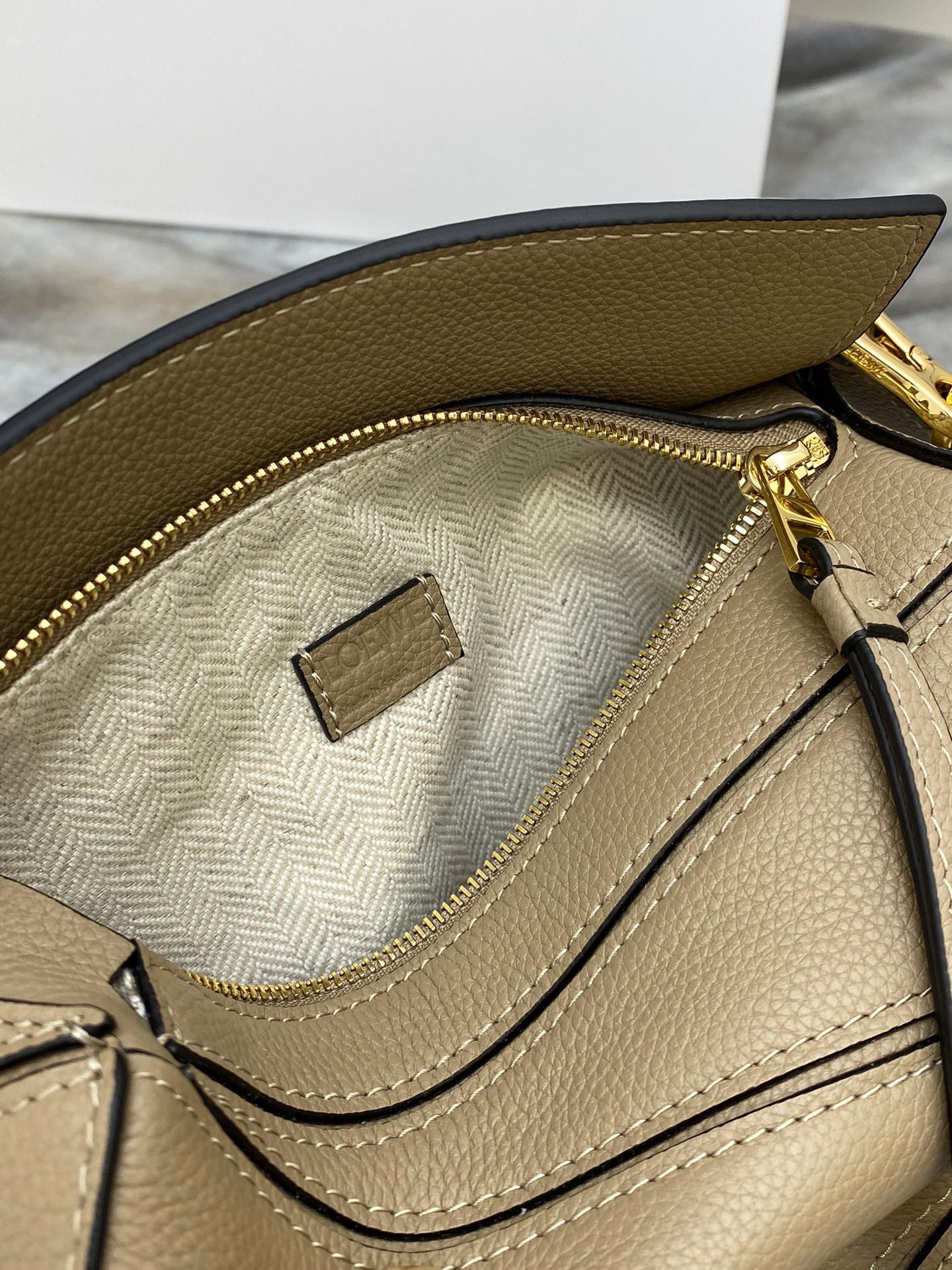 L*oewe Bag 9016 Top Quality