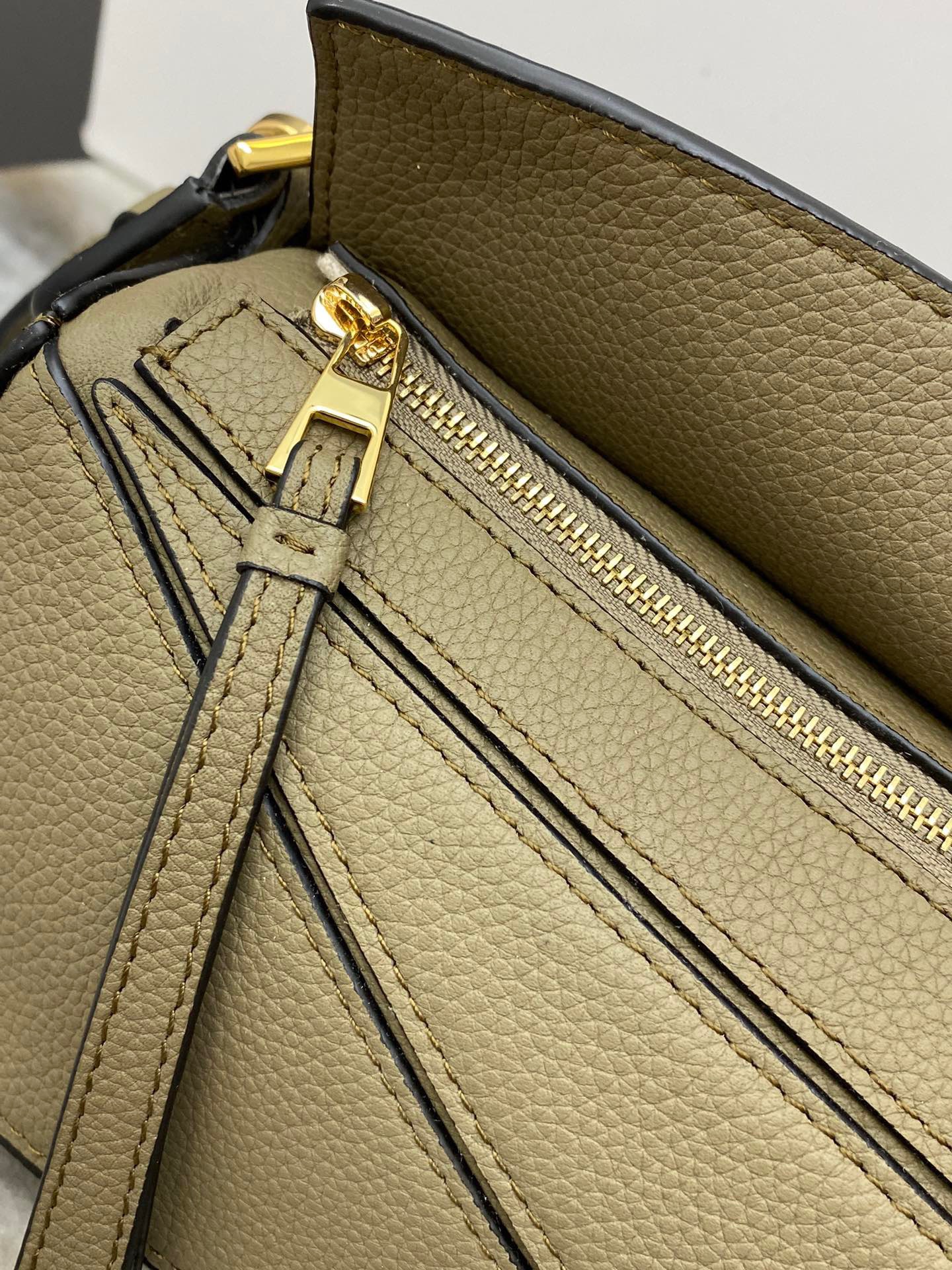 L*oewe Bag 9016 Top Quality