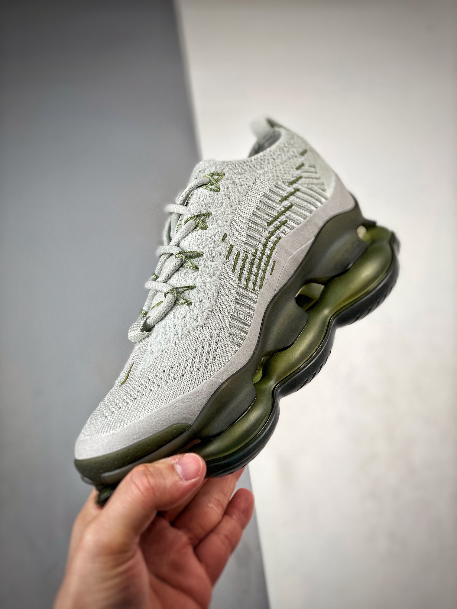 Women Nike Air Max scorpion flyknit