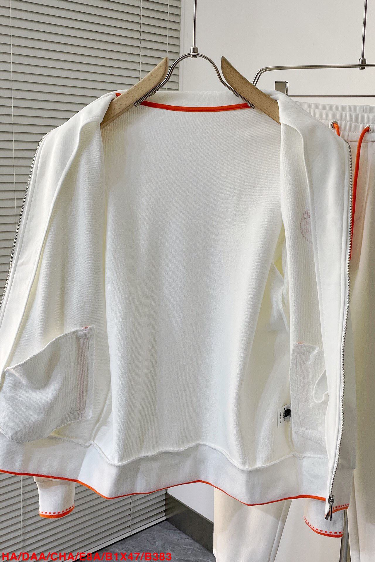 Men suits Top Quality