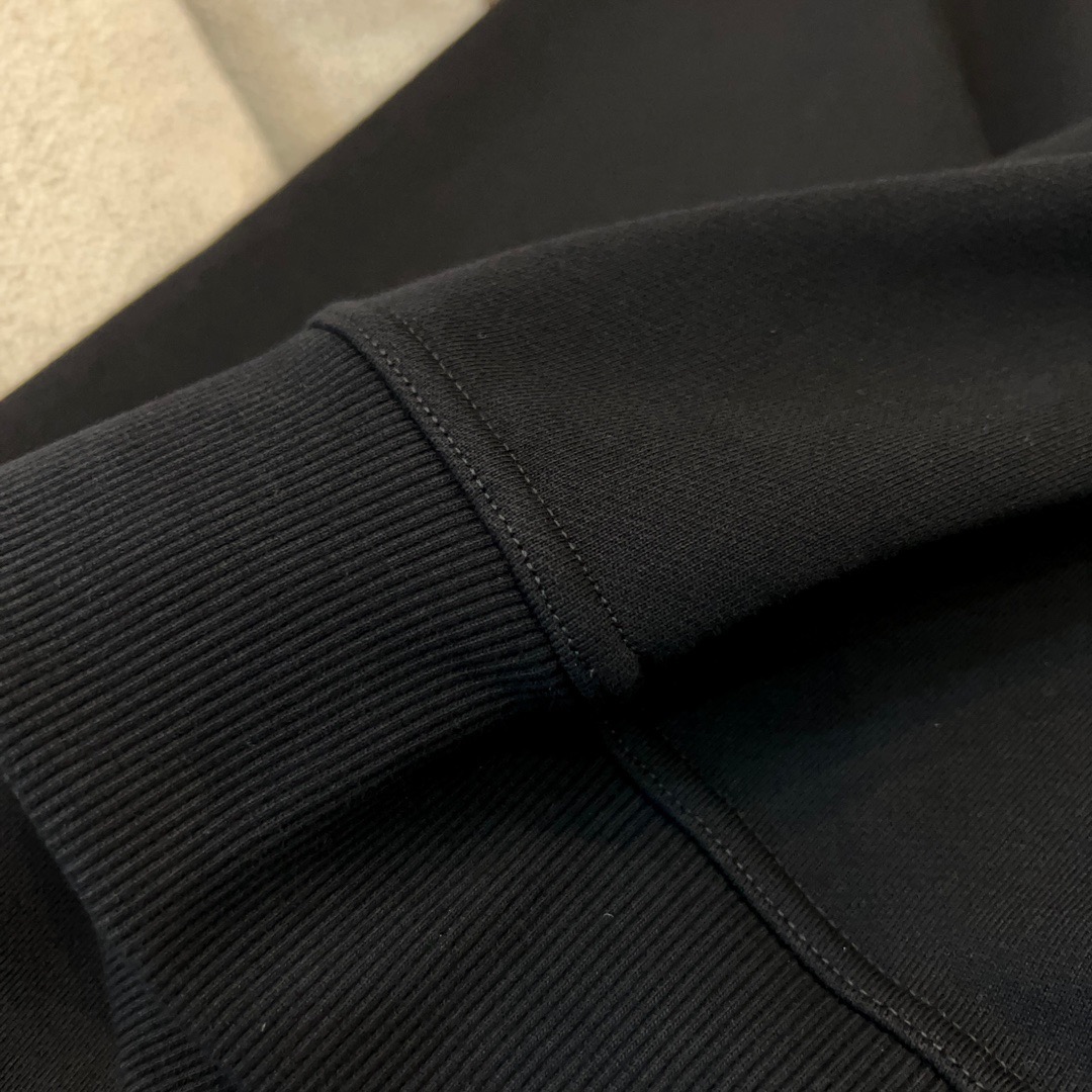 Men Women Sweater Top Quality ()