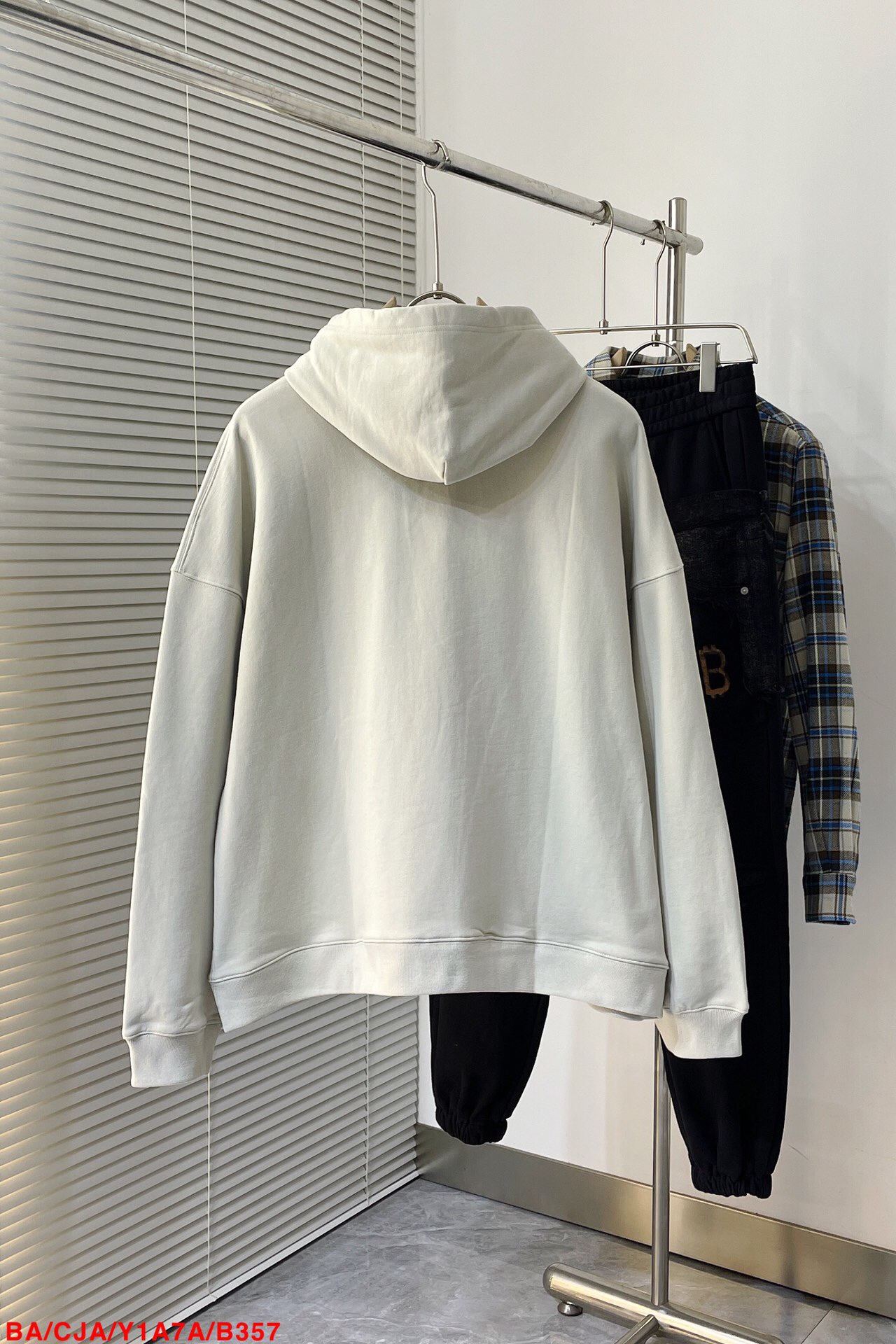 Men Women Sweater Top Quality ()