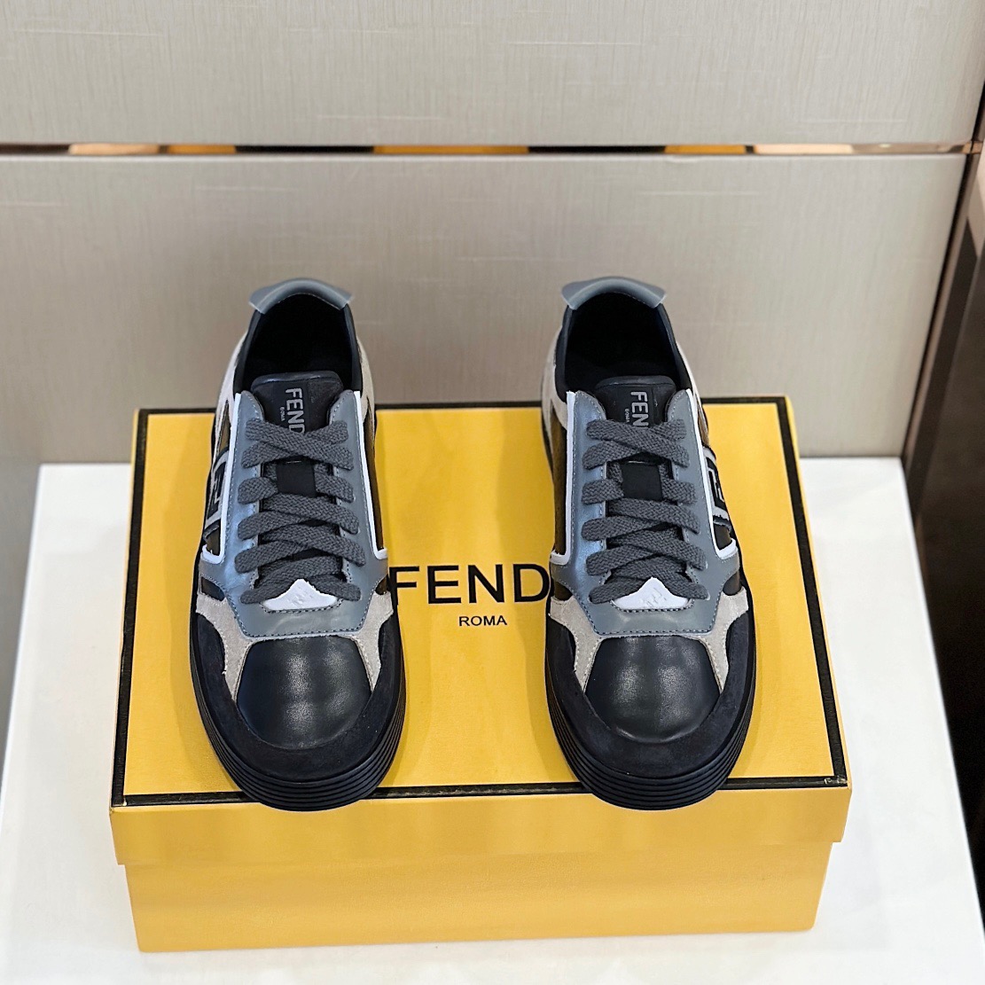 Men F*endi Top Sneaker
