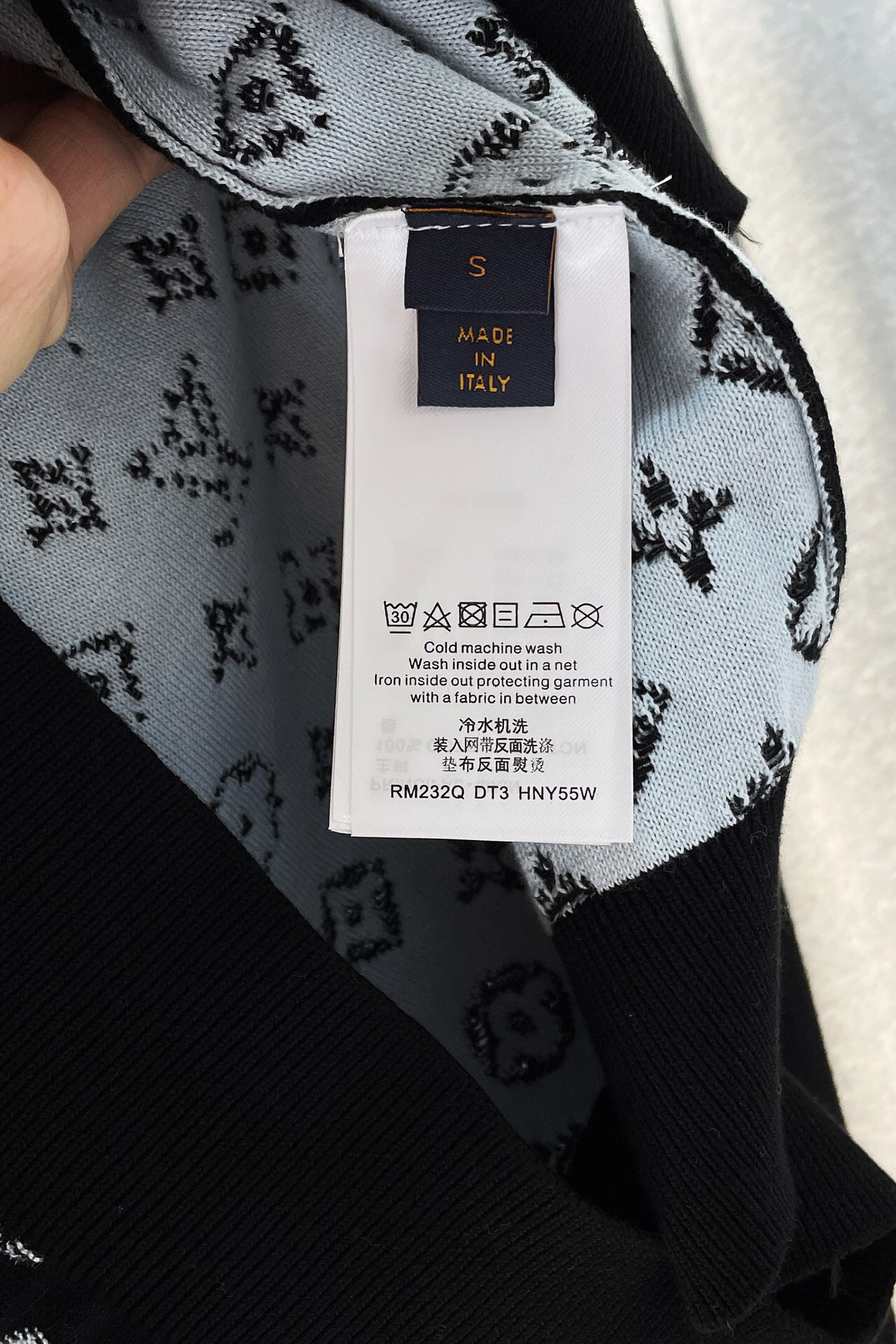 Men Sweater Top Quality ()