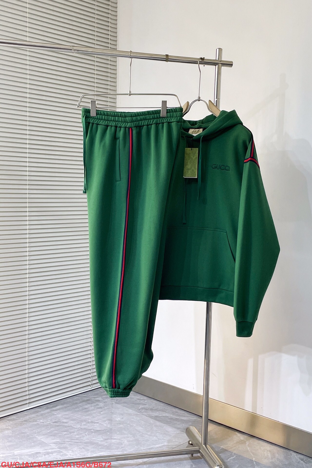 Men suits Top Quality