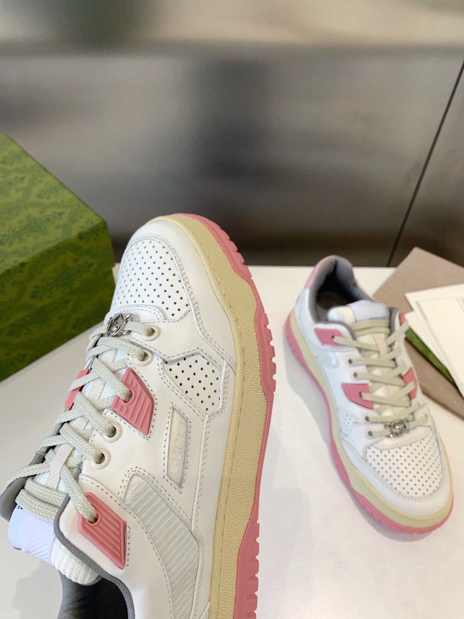 Women G*ucci Top Sneaker