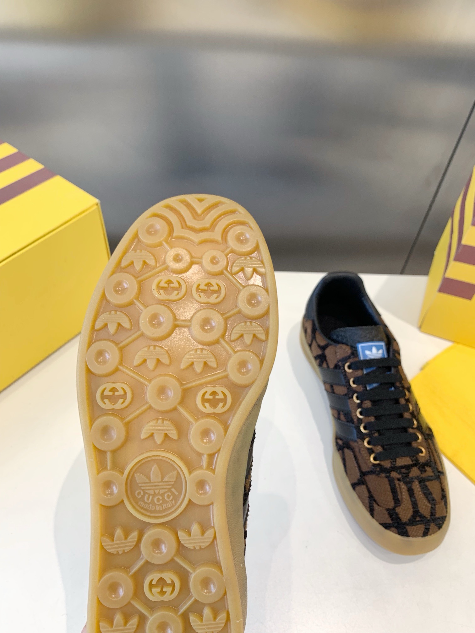 Men Women G*ucci Top Sneaker