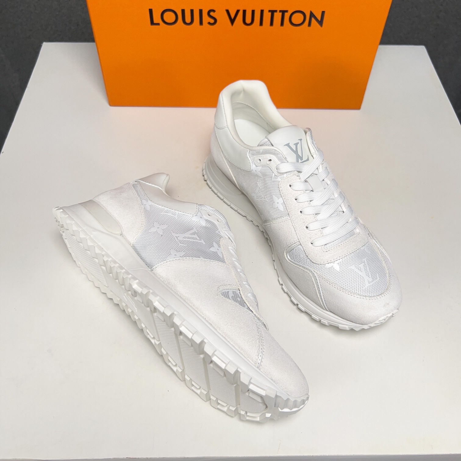 Men L*ouis V*uitton Top Sneaker