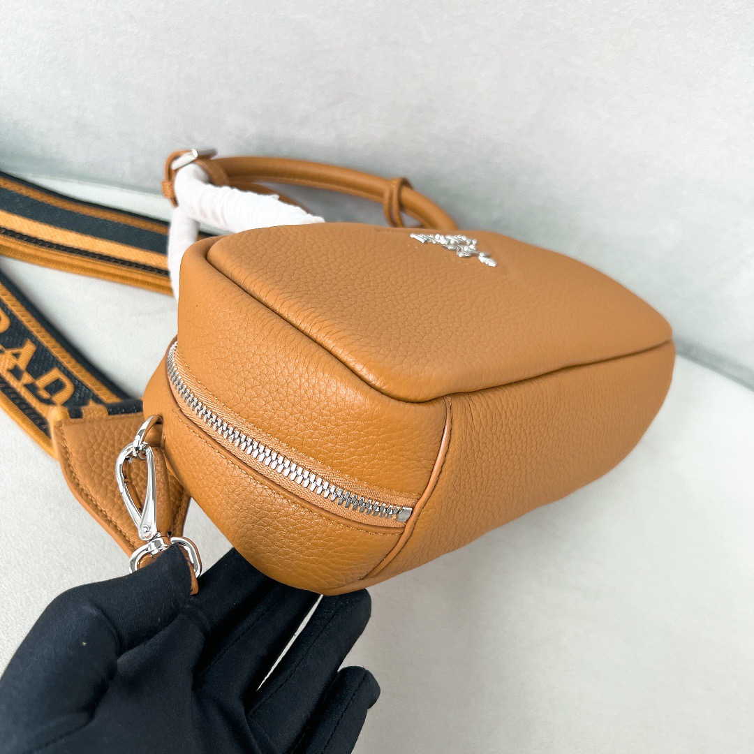 P*rada Bag Top Quality