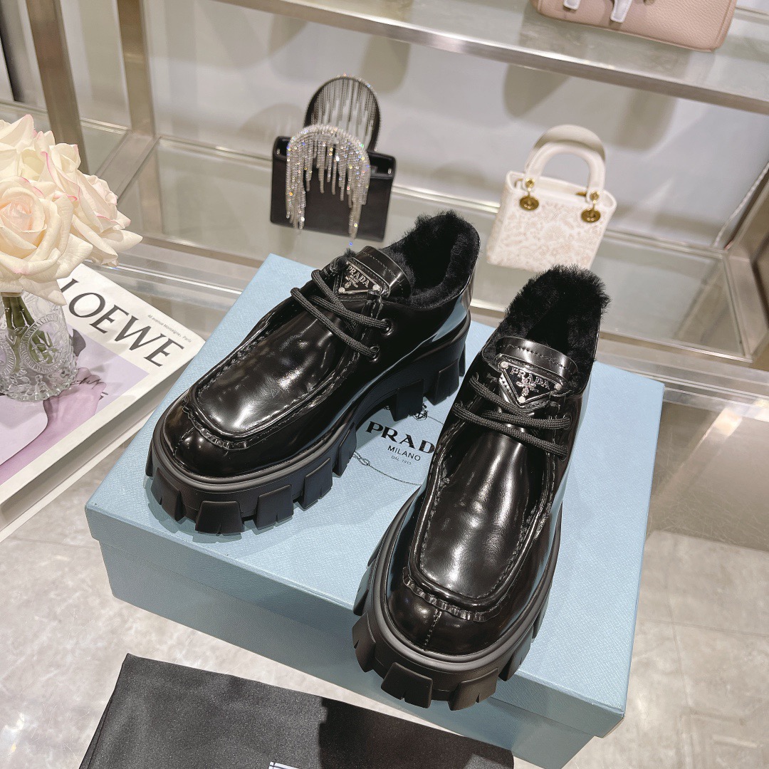 Women P*rada Top Sneaker