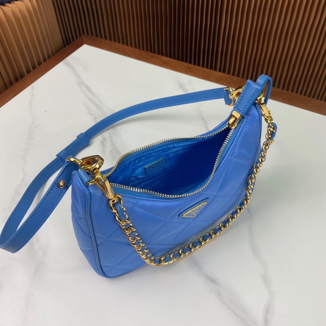 P*rada Bag Top Quality