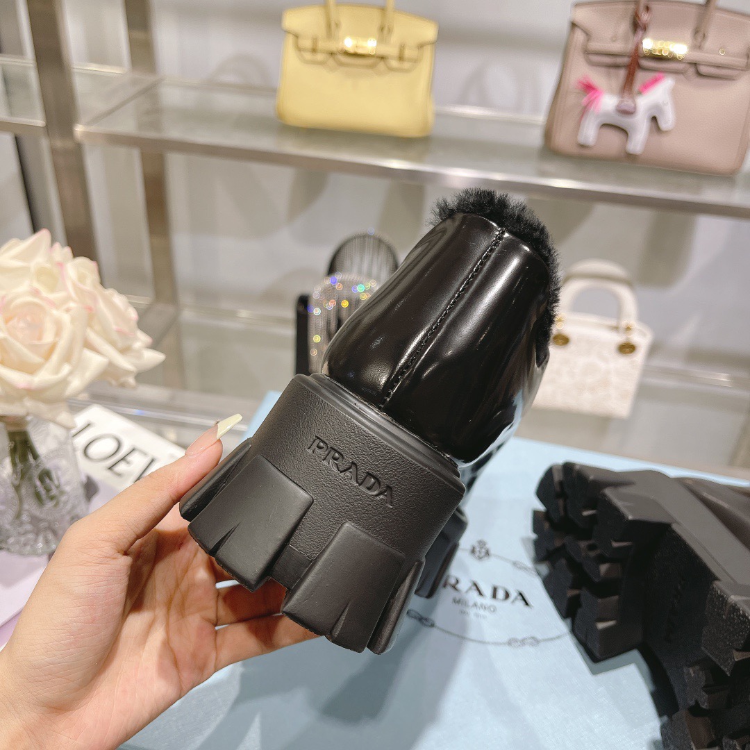 Women P*rada Top Sneaker