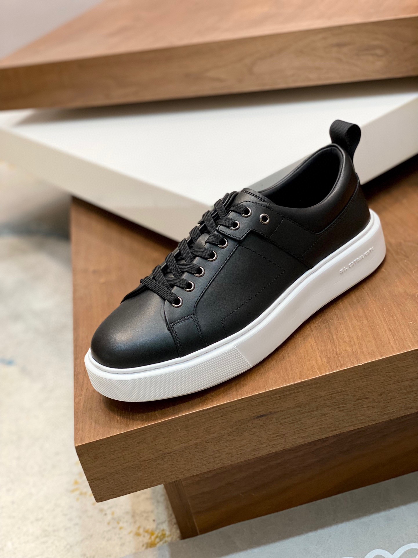 Men P*rada Top Sneaker