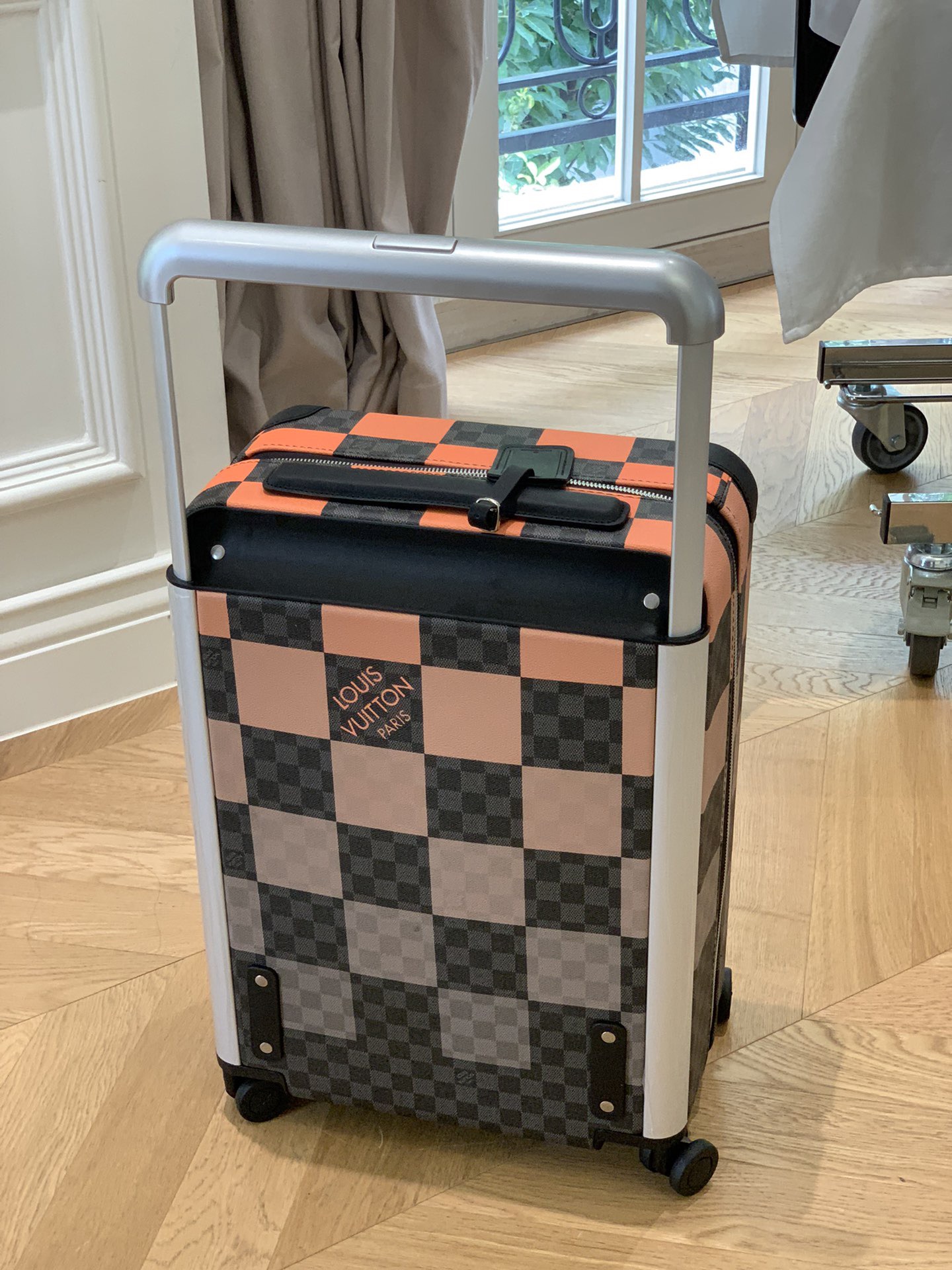 L*ouis V*uitton Luggage