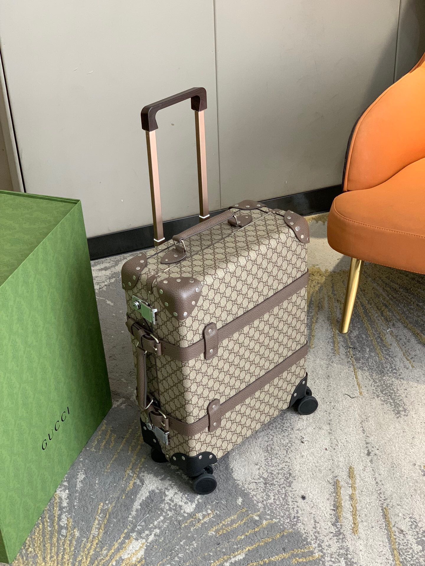 G*UCCI Luggage suitcase ()