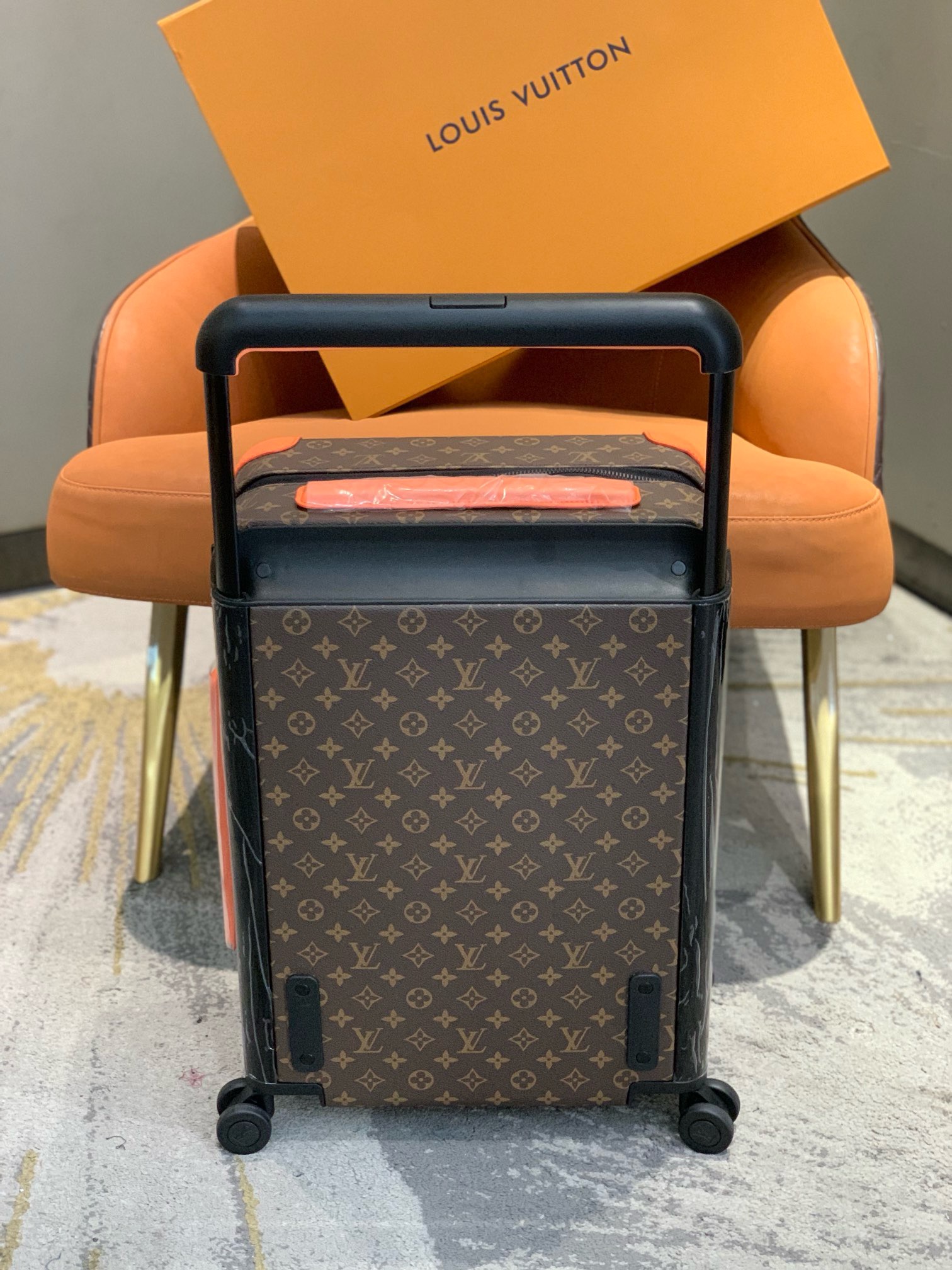 L*ouis V*uitton Luggage