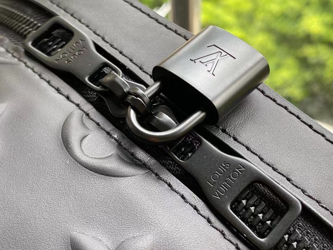 L*ouis V*uitton Top Bag