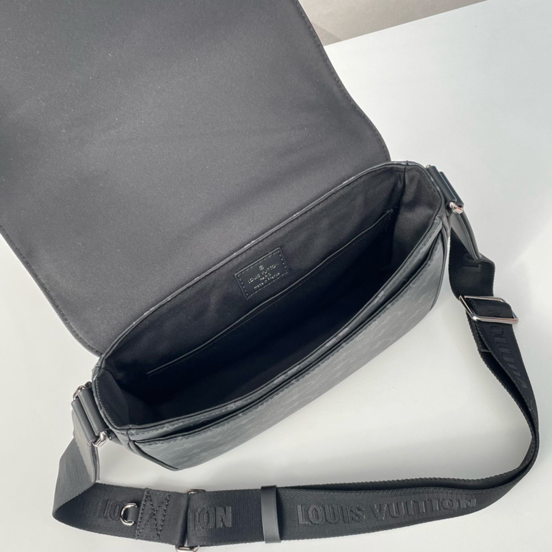 L*ouis V*uitton Top Bag