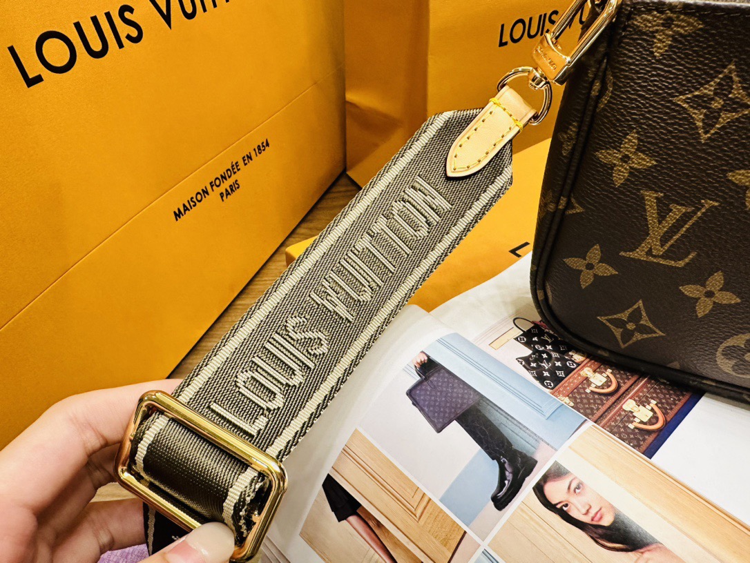 L*ouis V*uitton Top Bag