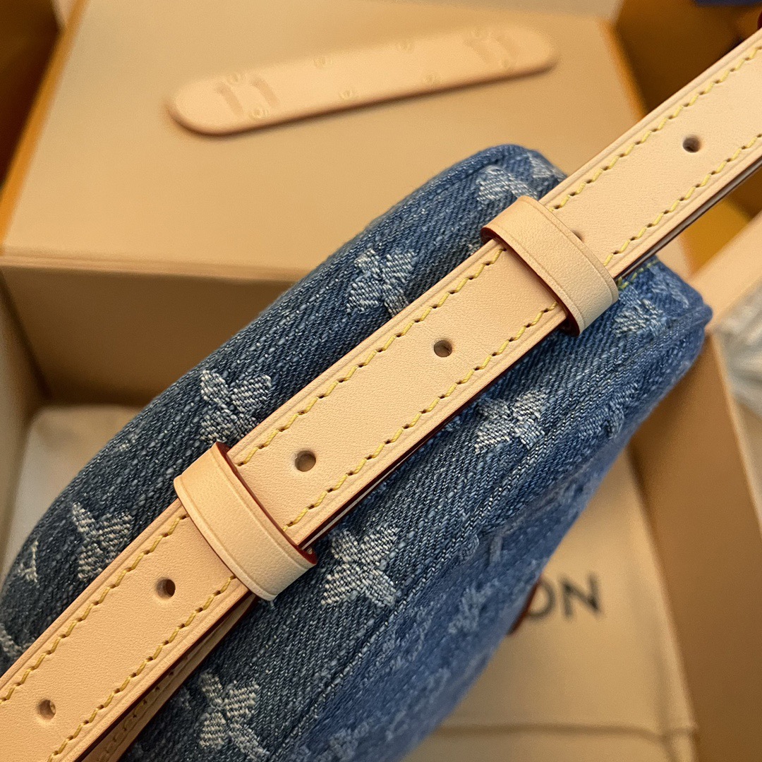 L*ouis V*uitton Top Bag