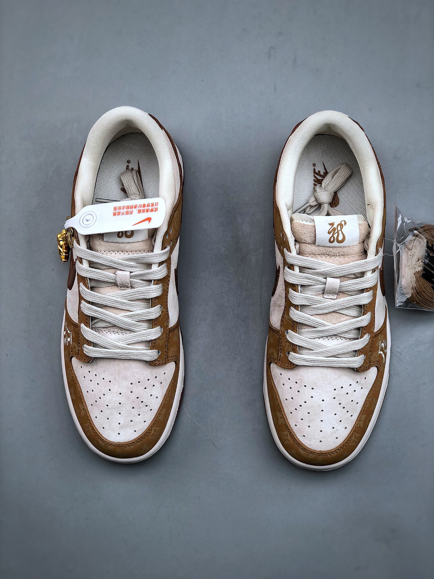 Men Women Nike SB Dunk Low