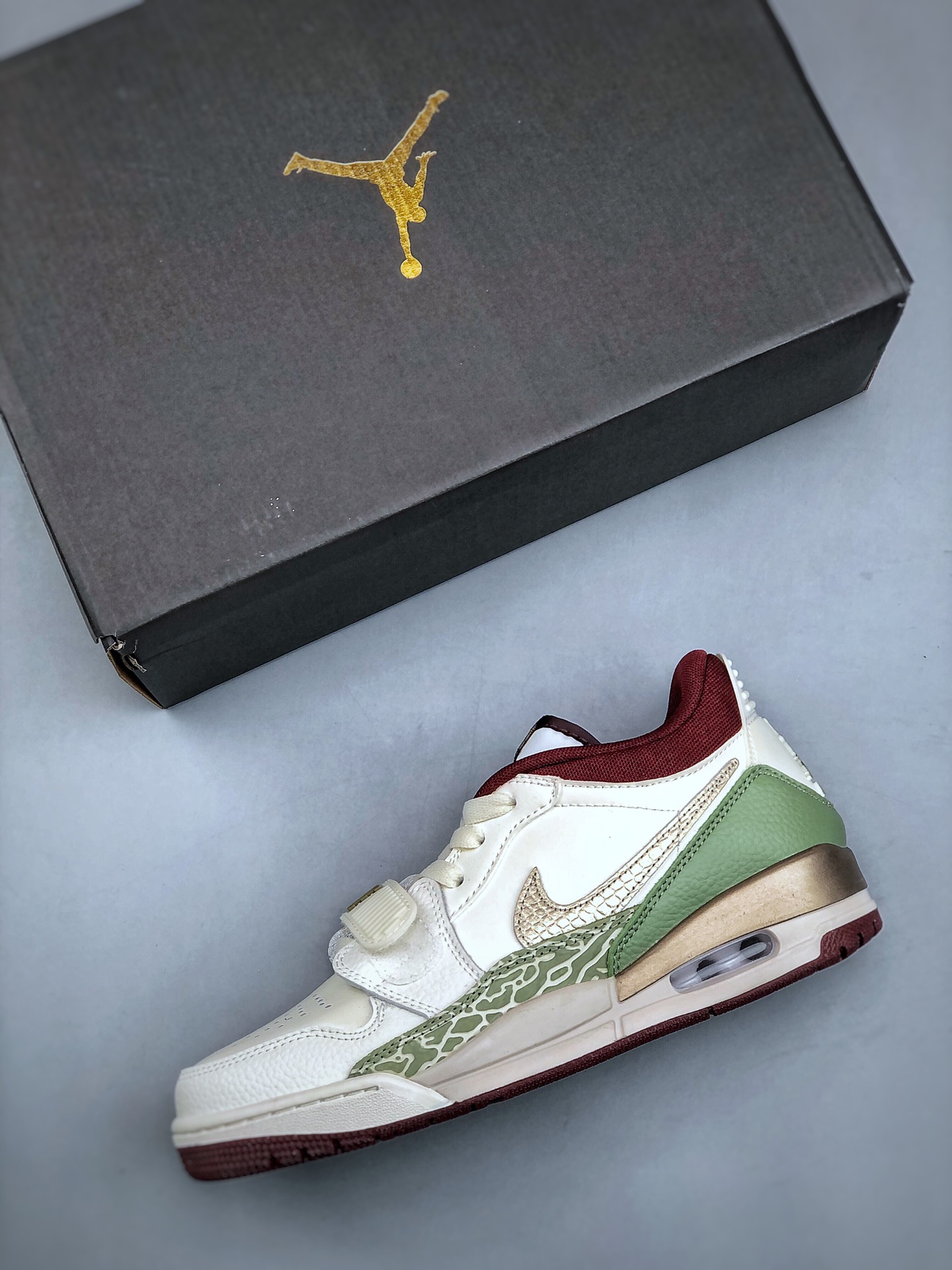 Air Jordan Legacy 312