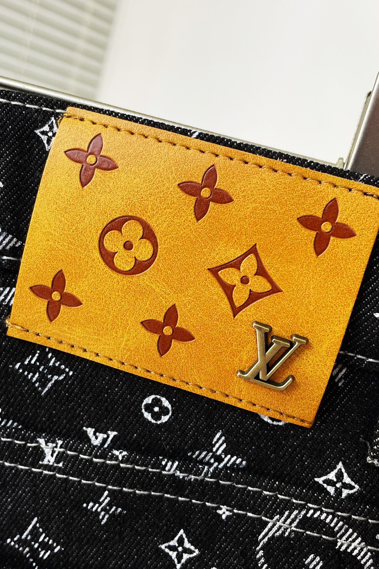 Men suits Top Quality