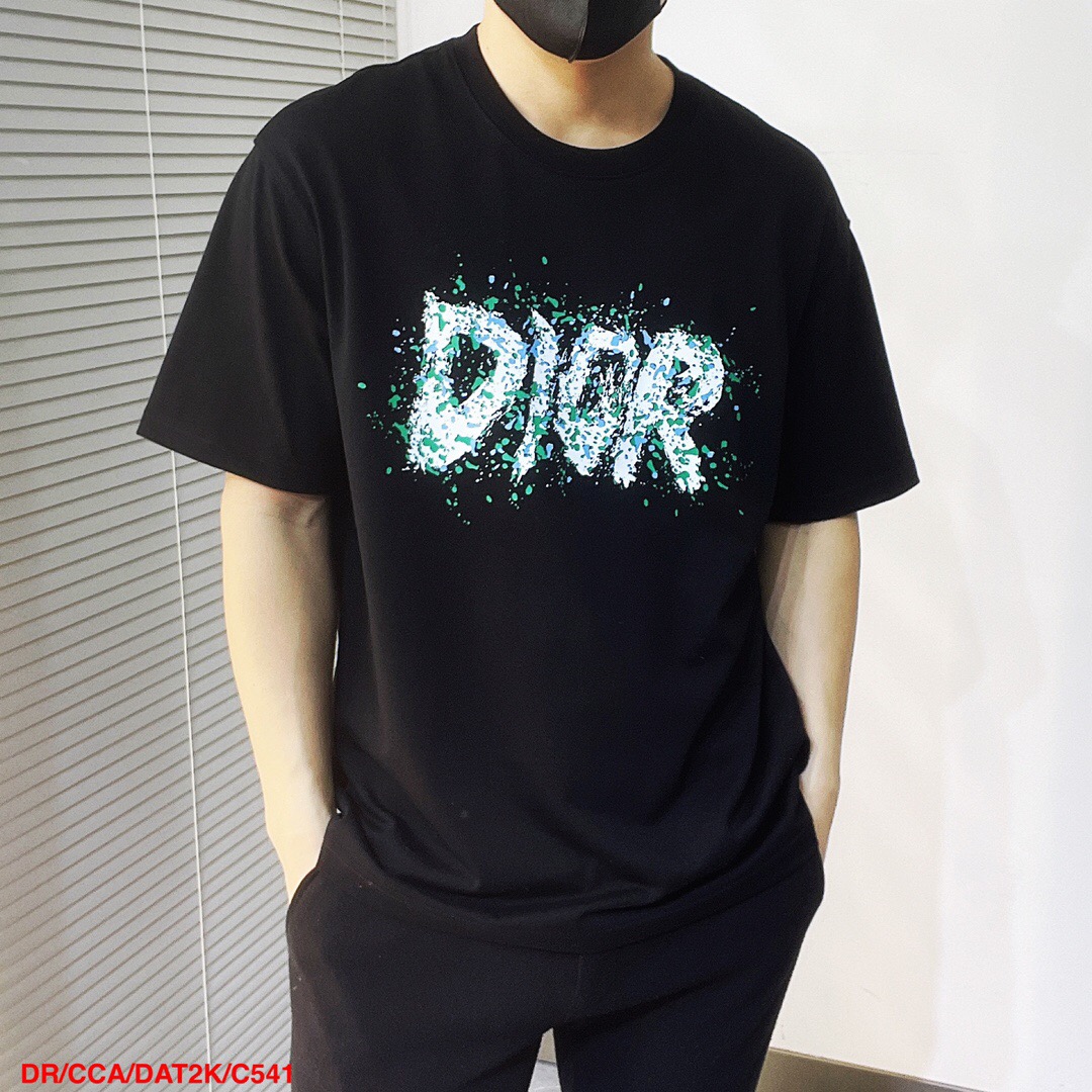 Men T-shirt Top Quality