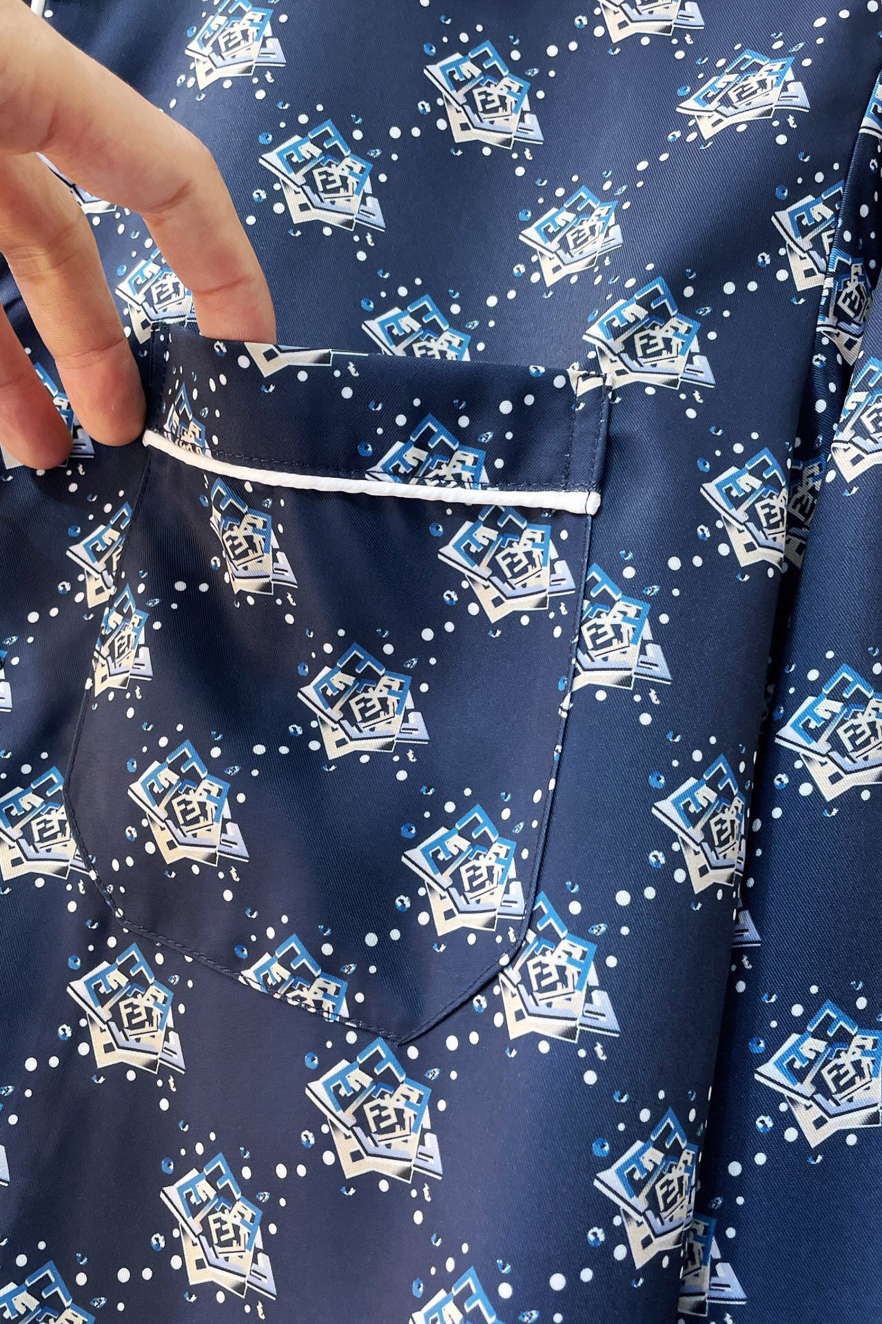 Men suits Top Quality