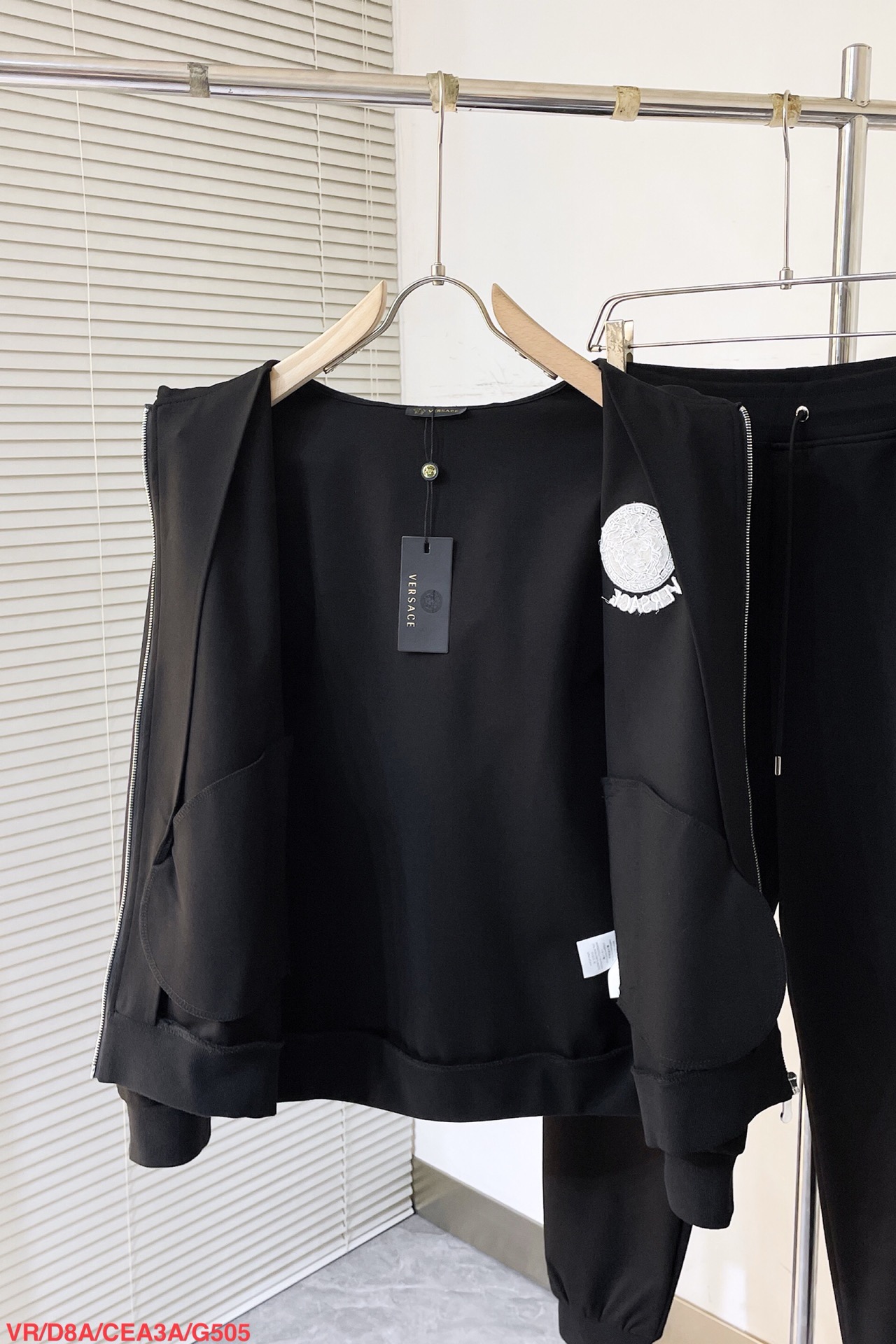 Men suits Top Quality