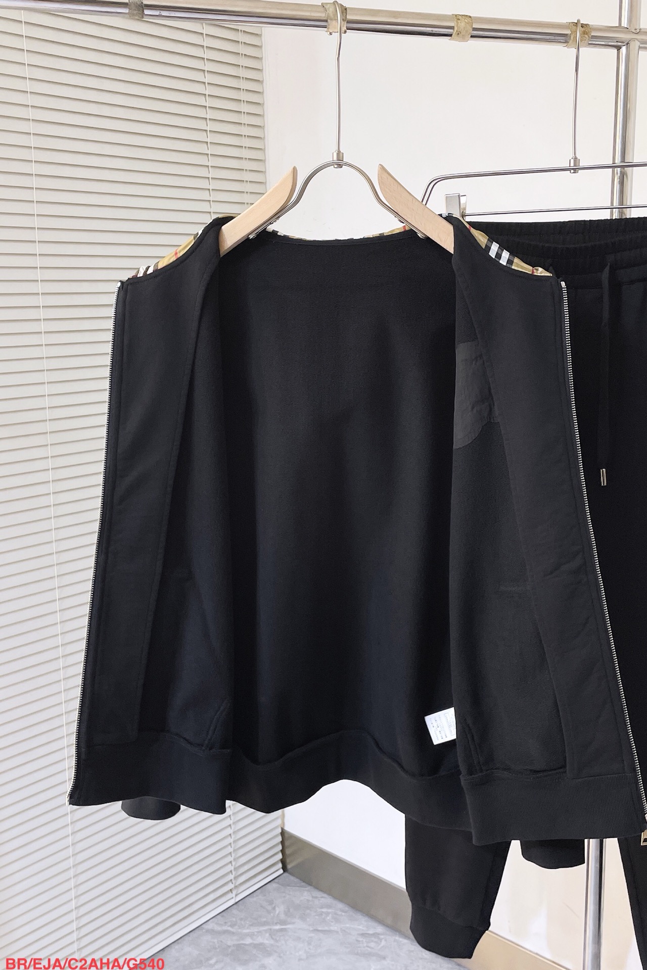 Men suits Top Quality