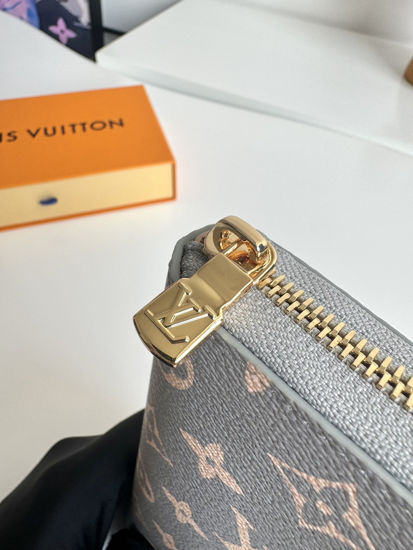 L*ouis V*uitton Top Bag