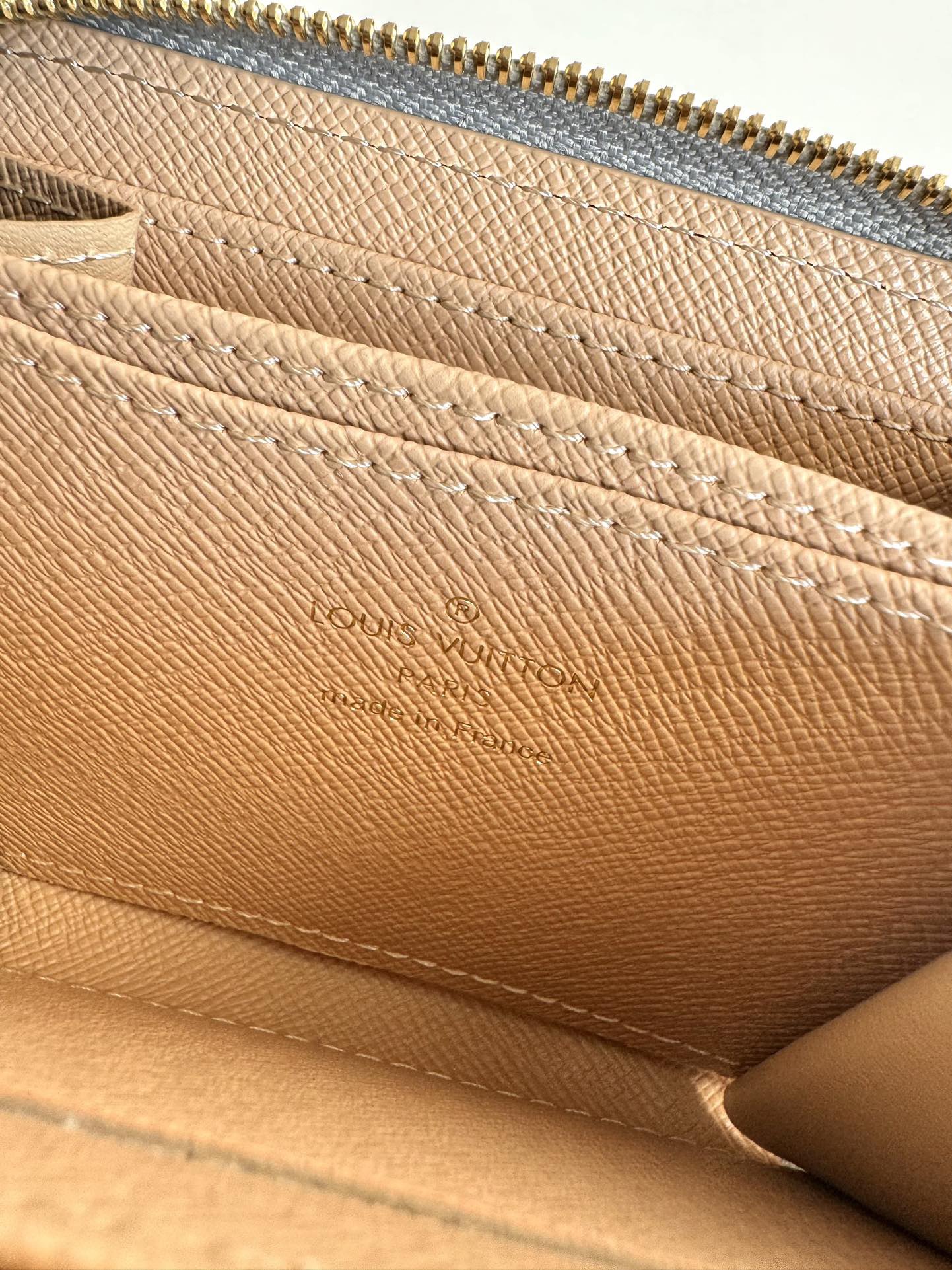 L*ouis V*uitton Top Bag