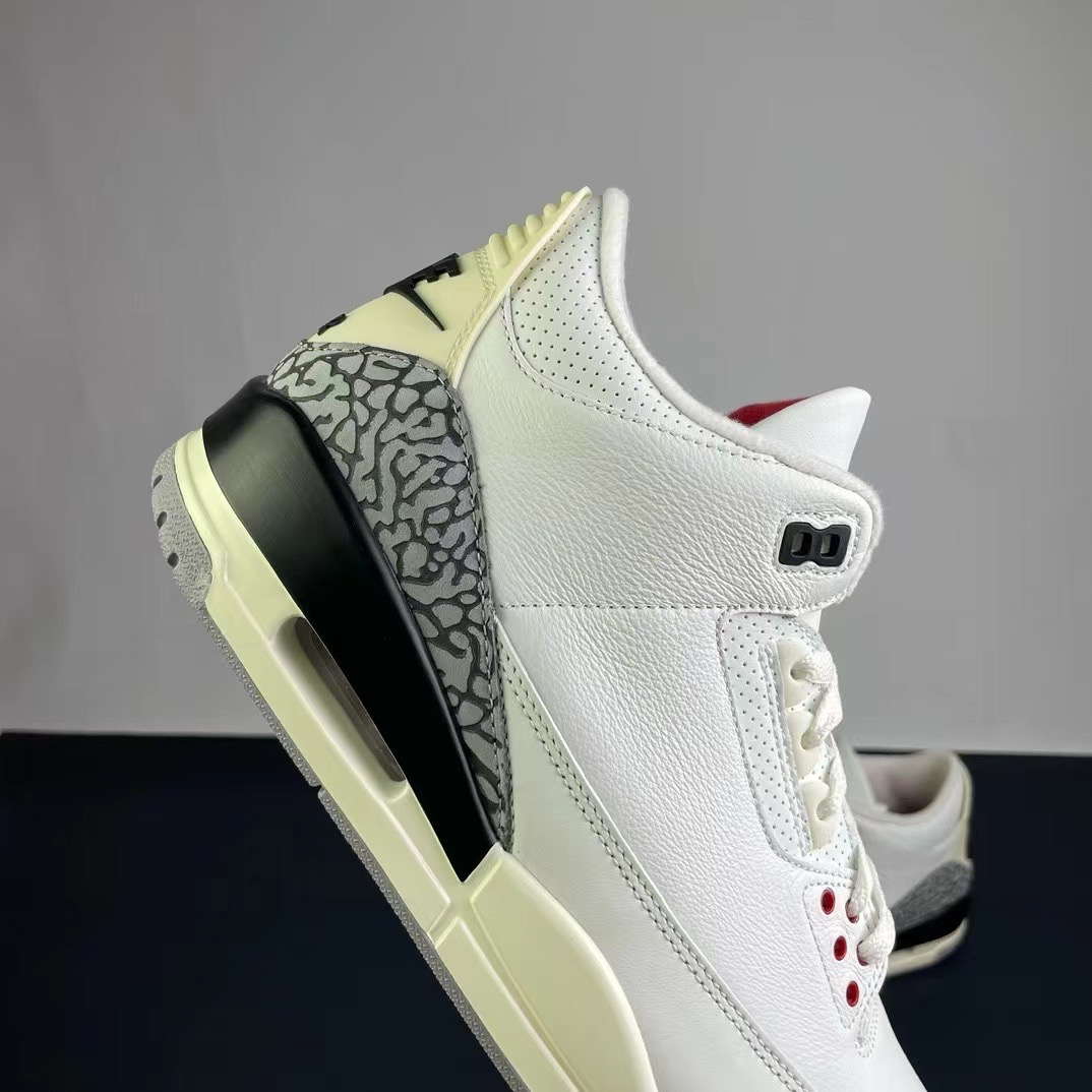 NIKE Air Jordan 3