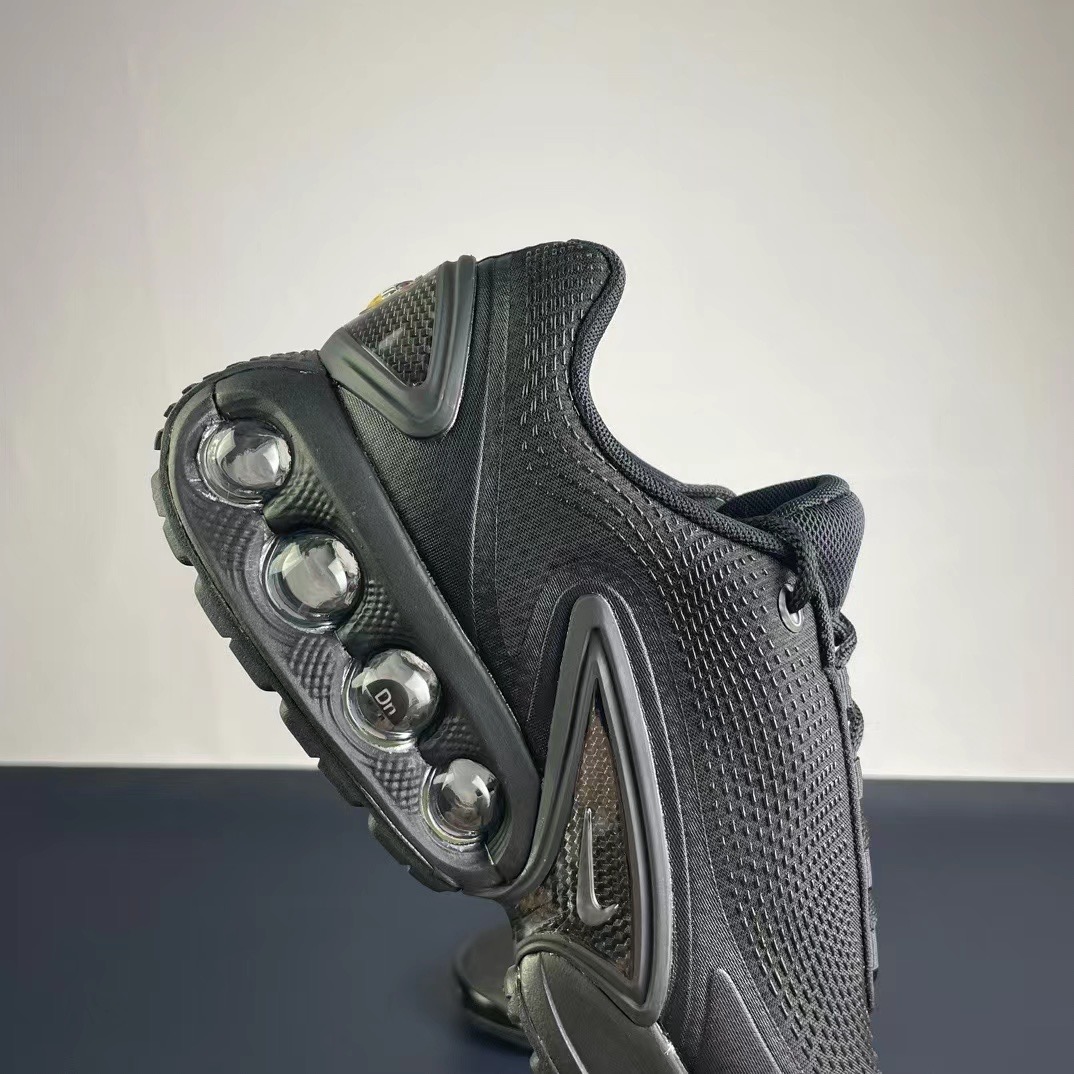 Nike Air Max Dn+LW )
