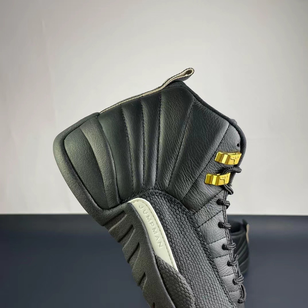 Air Jordan 12