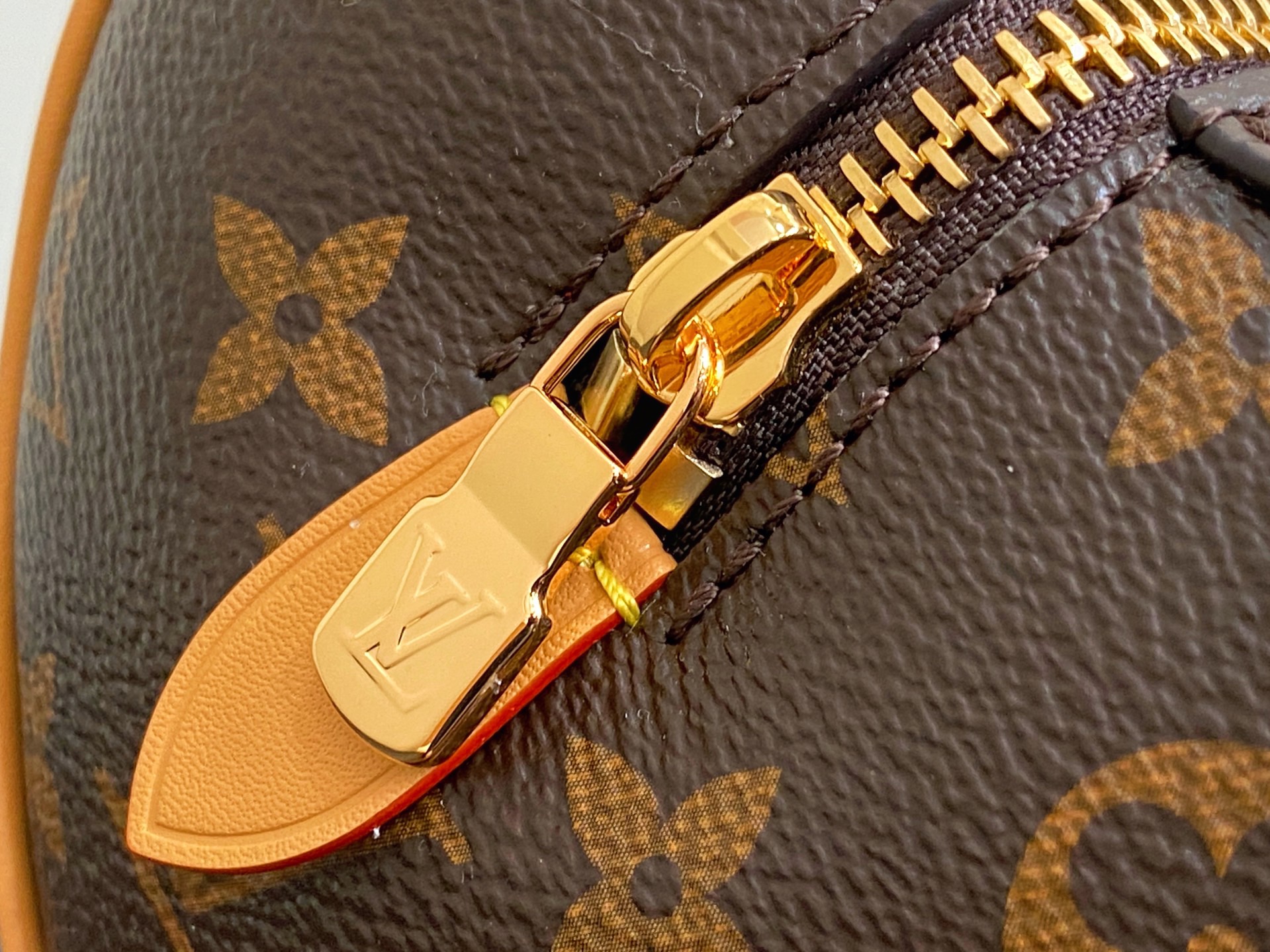 L*ouis V*uitton Top Bag