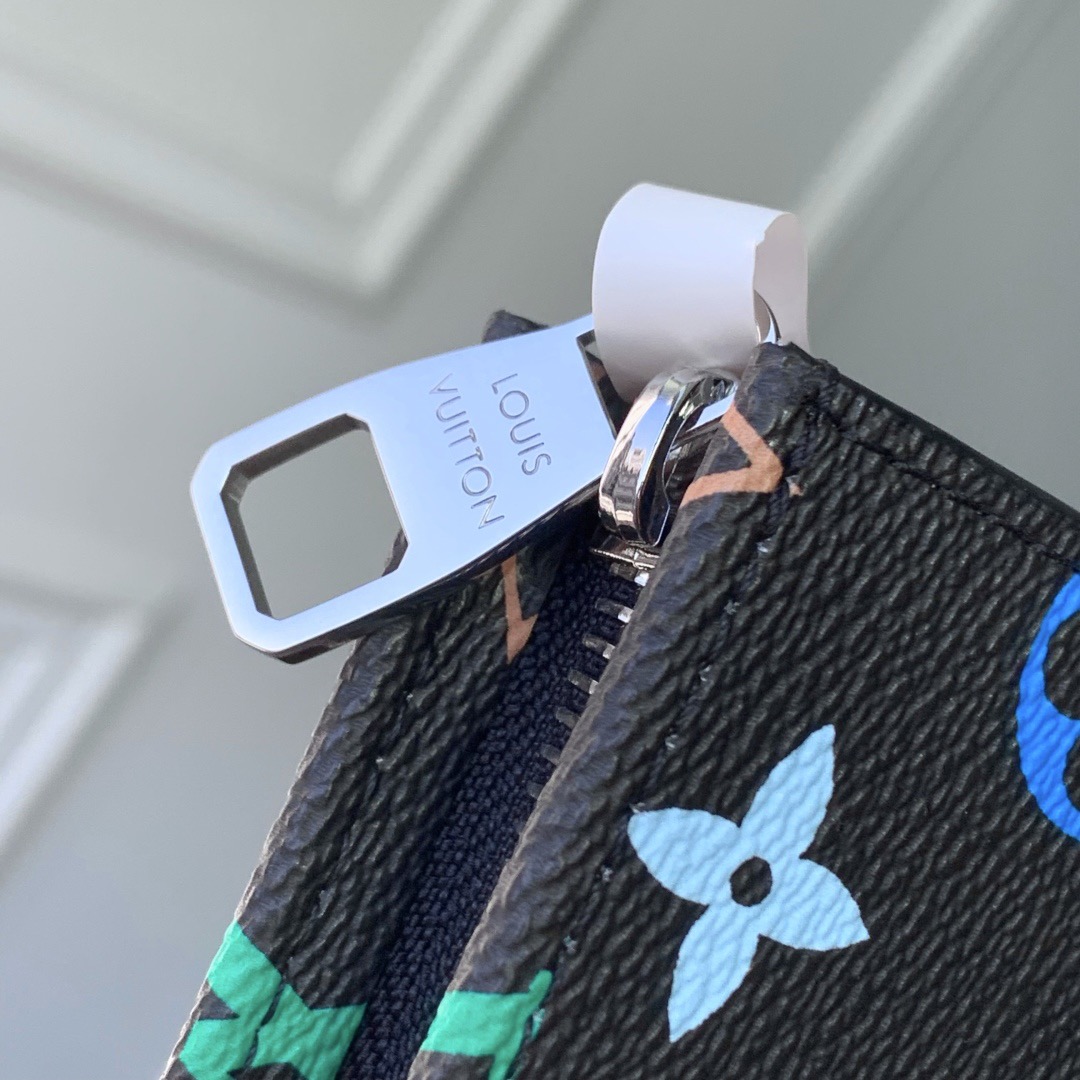 L*ouis V*uitton Top Bag