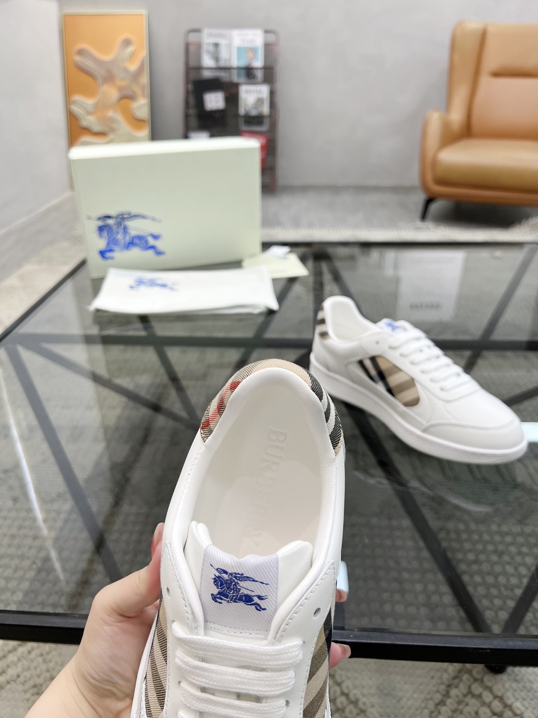 Men B*rberry Sneaker ()