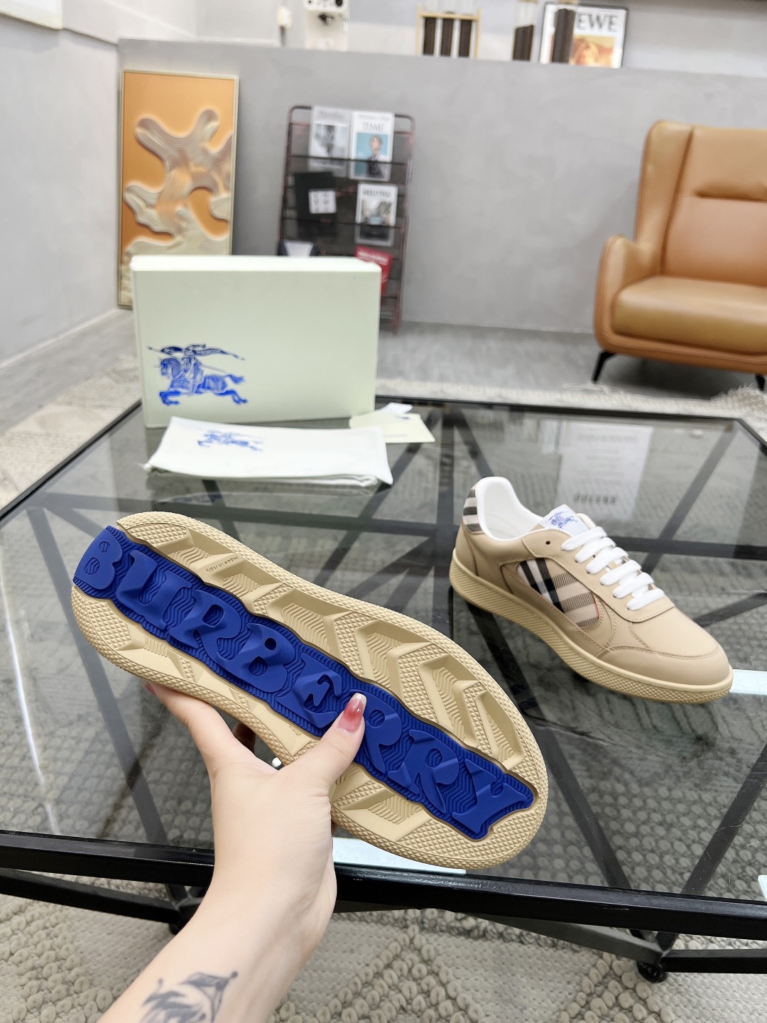 Men B*rberry Sneaker ()