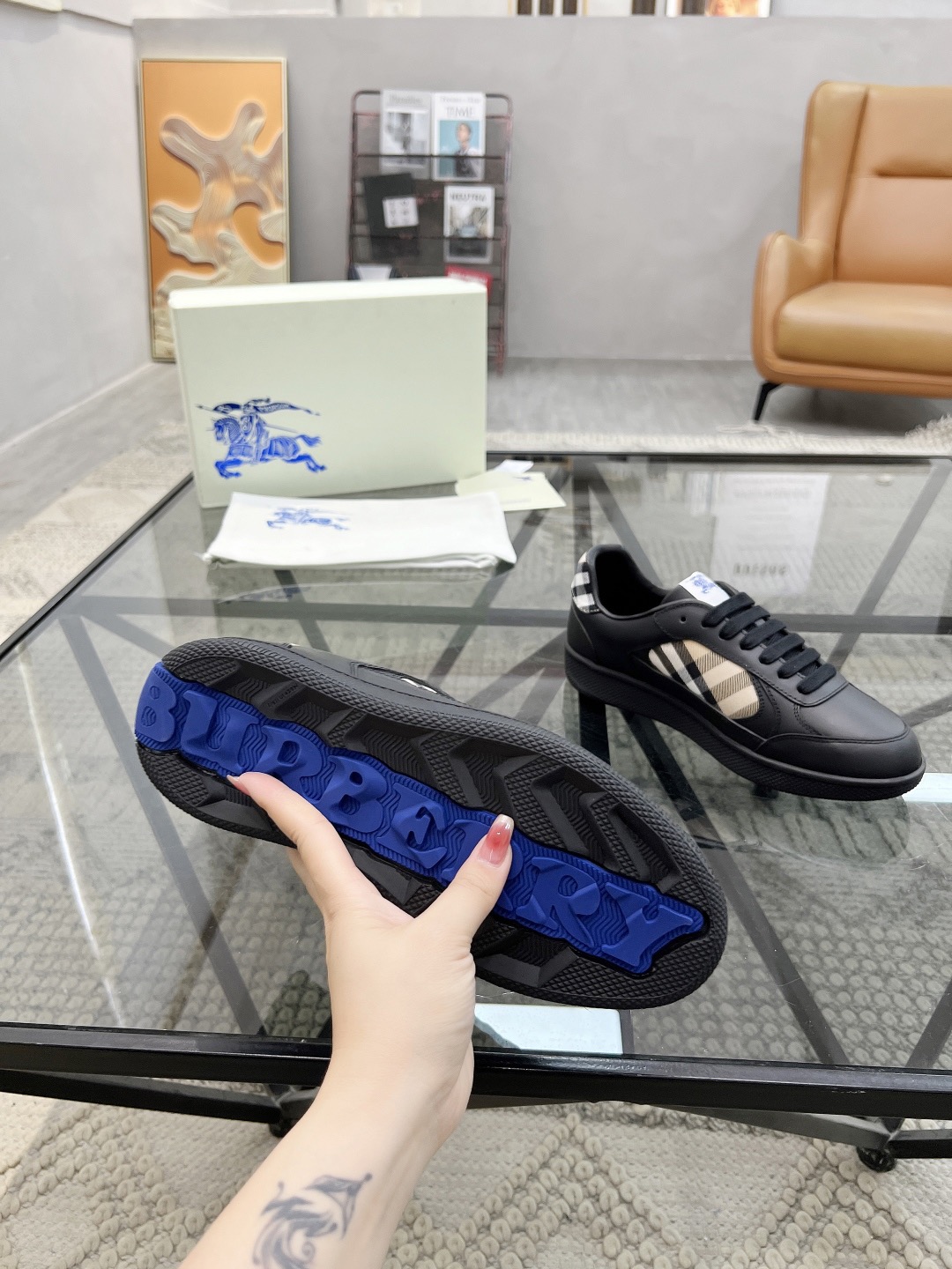 Men B*rberry Sneaker ()