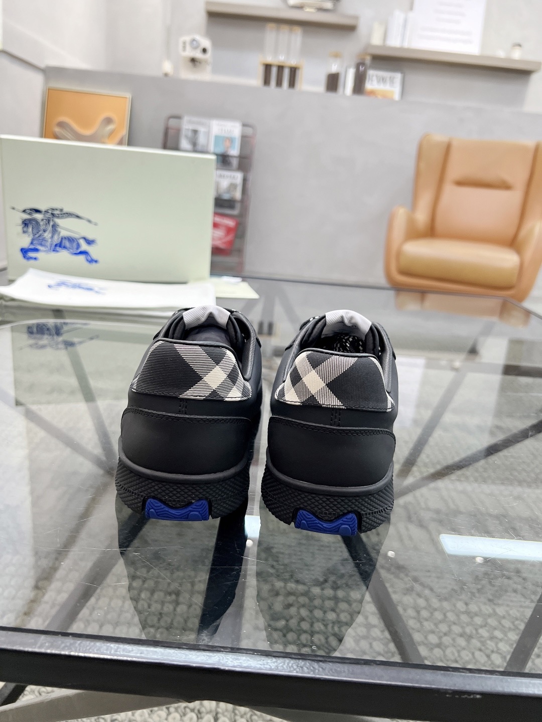 Men B*rberry Sneaker ()