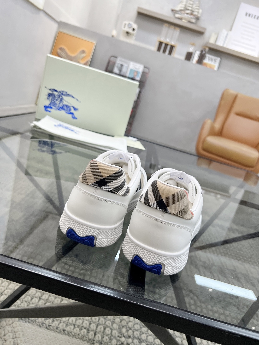 Men B*rberry Sneaker ()