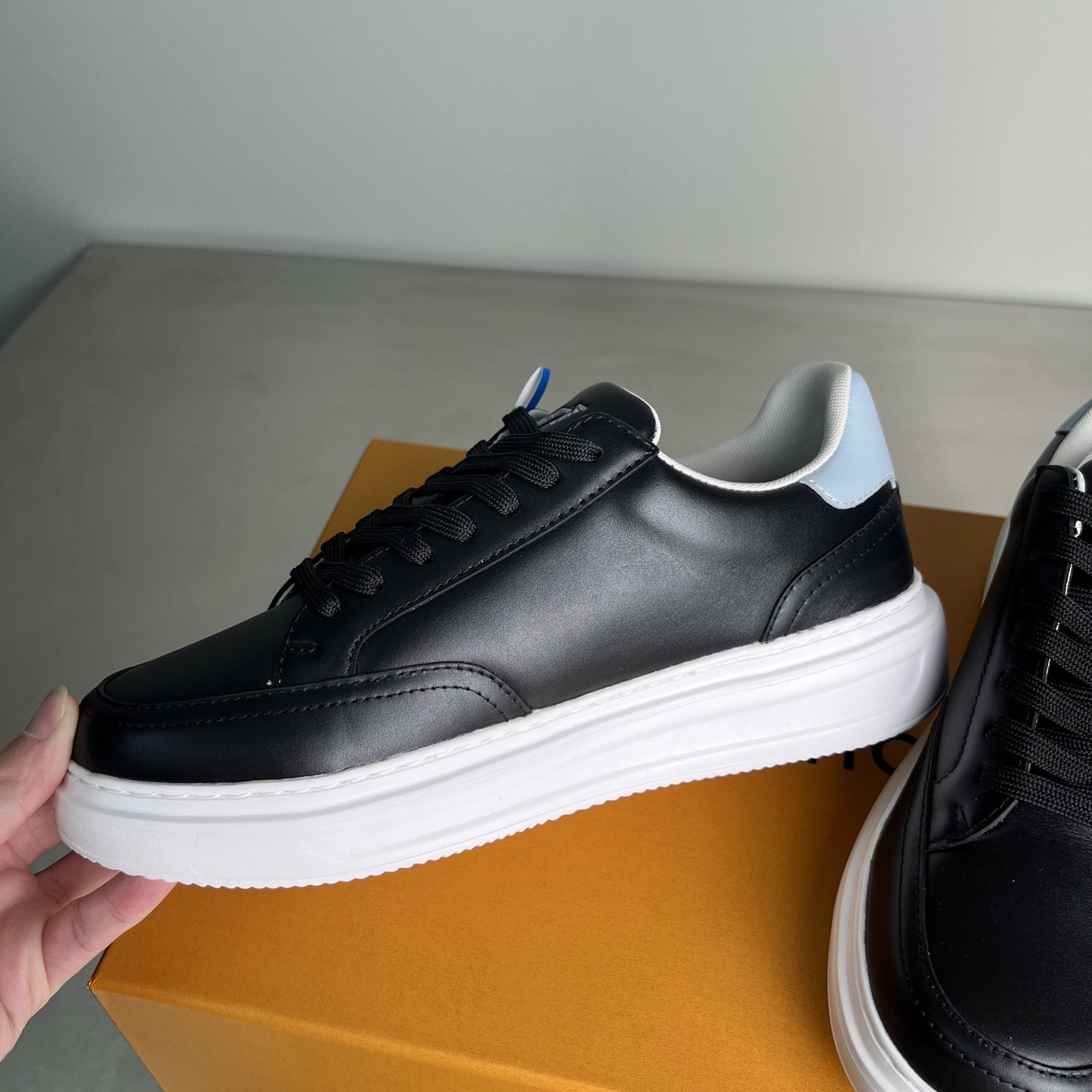 Men Women L*ouis V*uitton Top Sneaker L*V Trainer