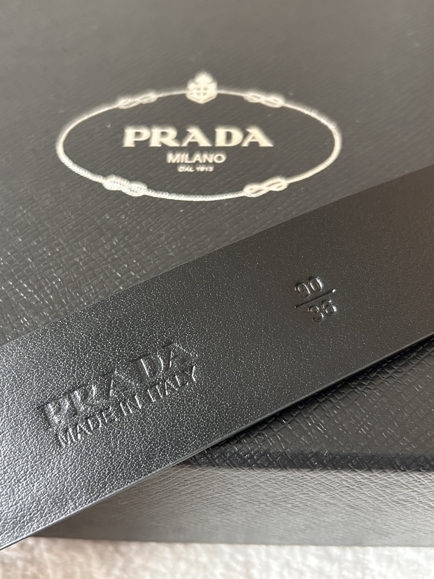 P*rada Top Version 34MM