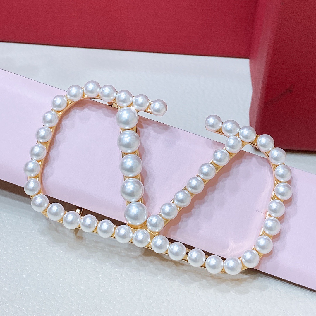 V*alentino Belts Top Quality