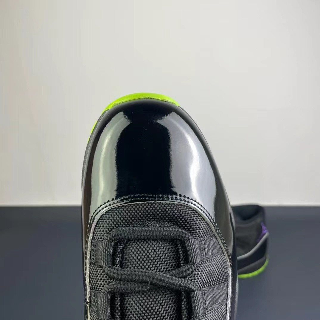 NIKE Air Jordan 11（）